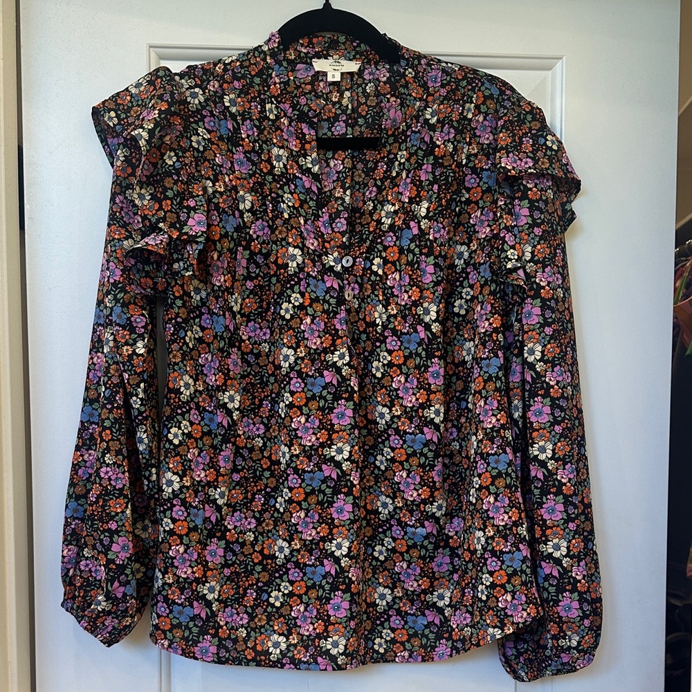 entro Black Floral Button-Front Blouse with Pink & Orange Blooms